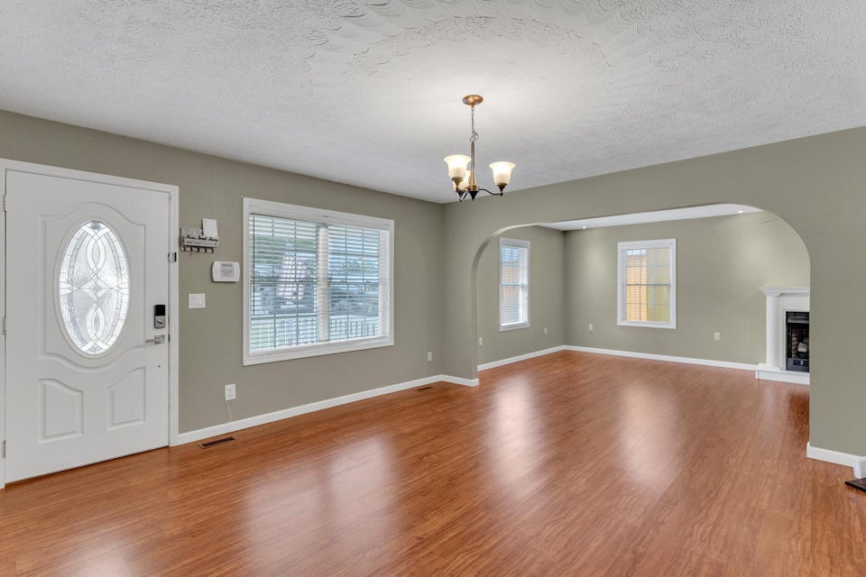 Photo #7: 12039 Driffield Drive