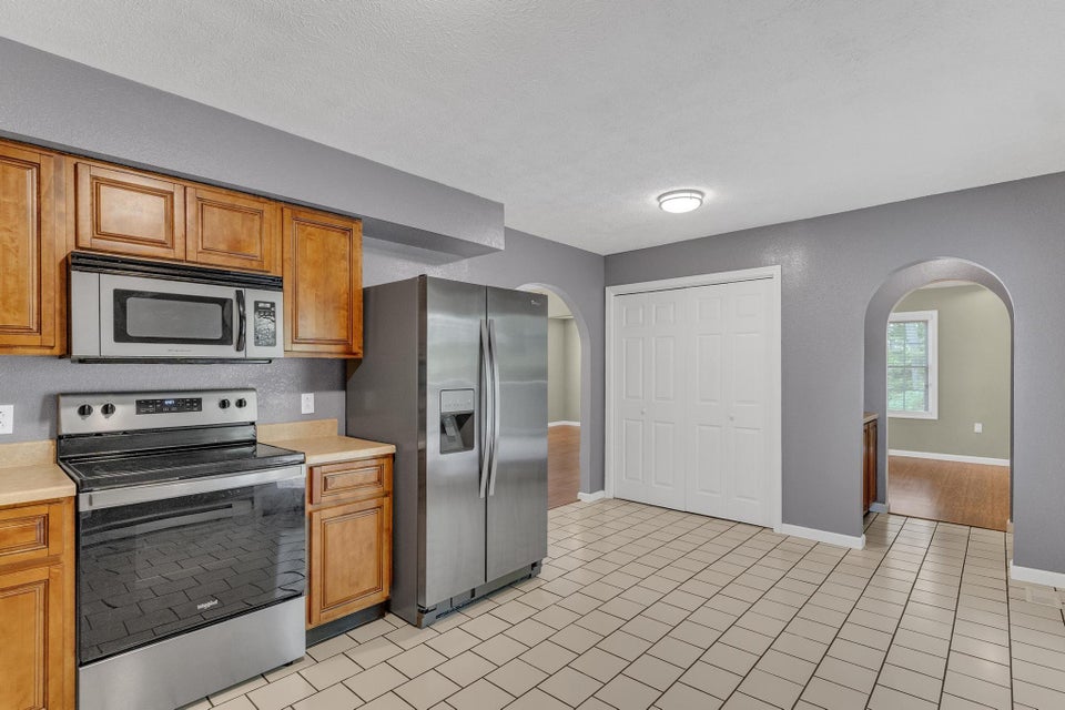 Photo #15: 12039 Driffield Drive