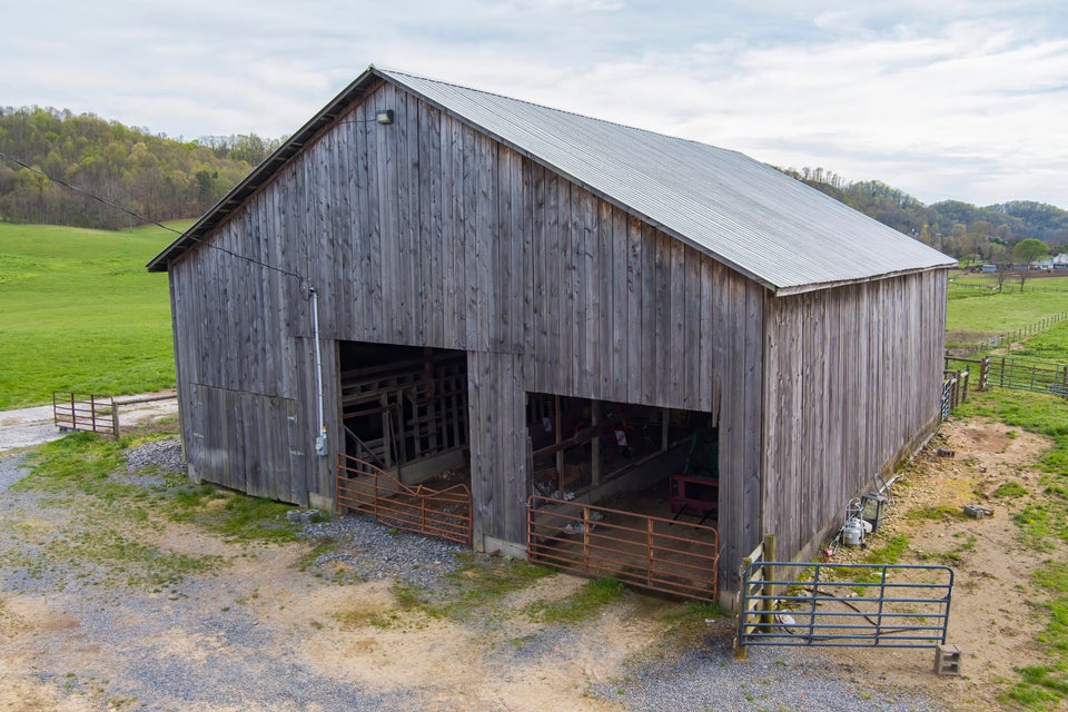 Photo #6: 14998 Hearst Road
