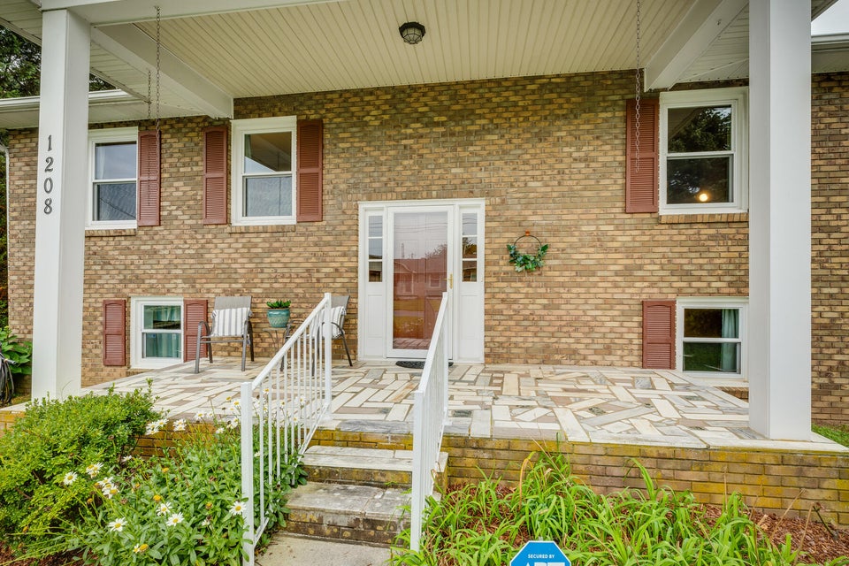 Photo #5: 1208 Erie Lane