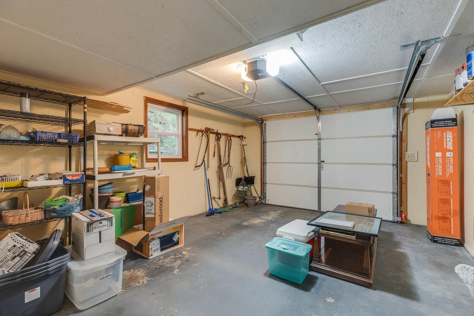 Photo #43: 1208 Erie Lane
