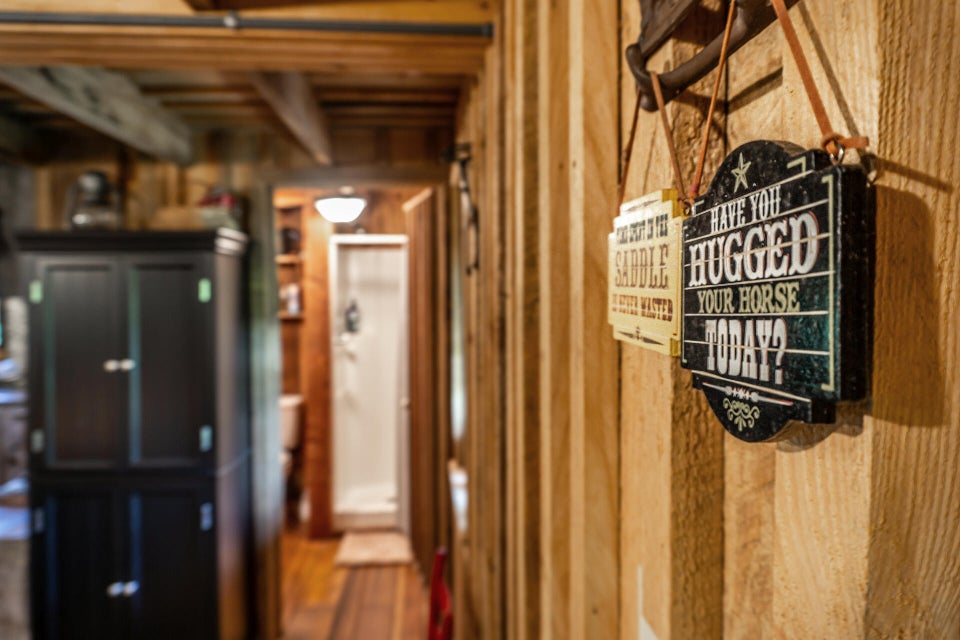 Photo #26: 869 Caney Valley Loop