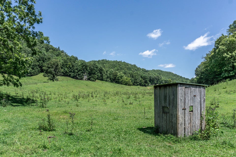 Photo #41: 869 Caney Valley Loop