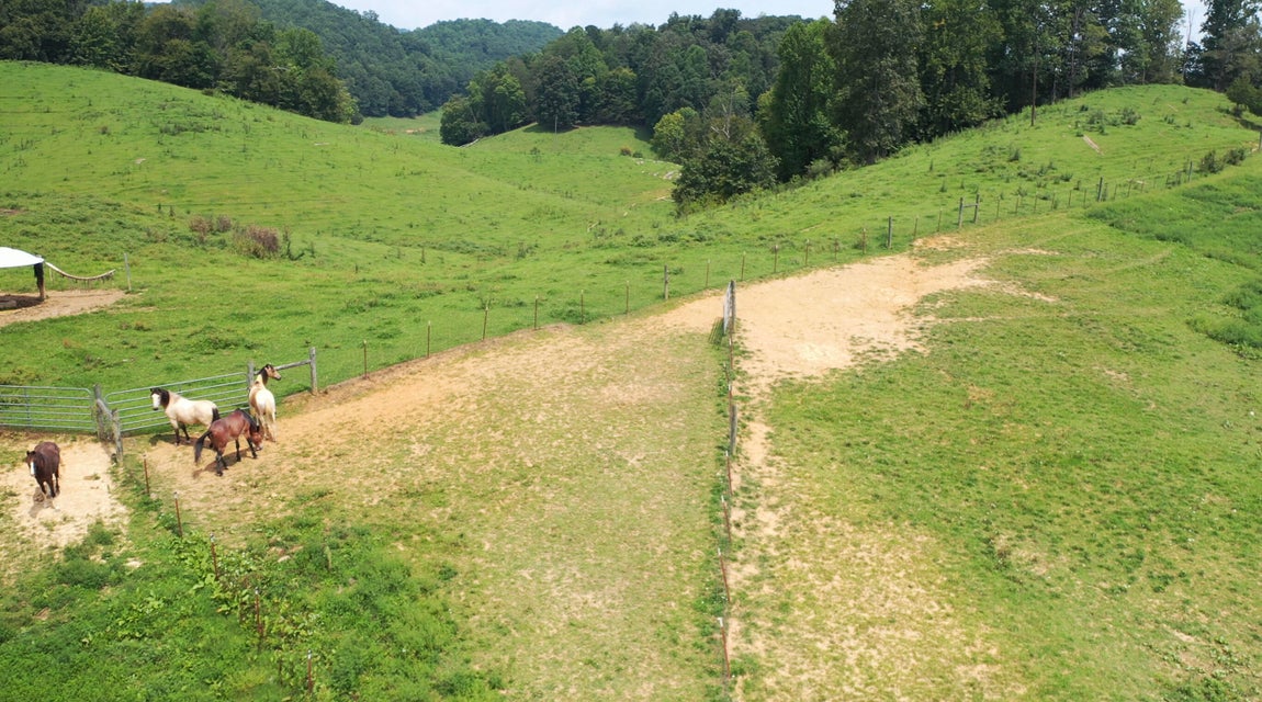 Photo #72: 869 Caney Valley Loop