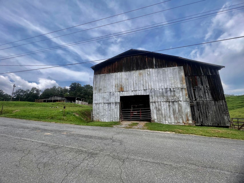Photo #75: 869 Caney Valley Loop
