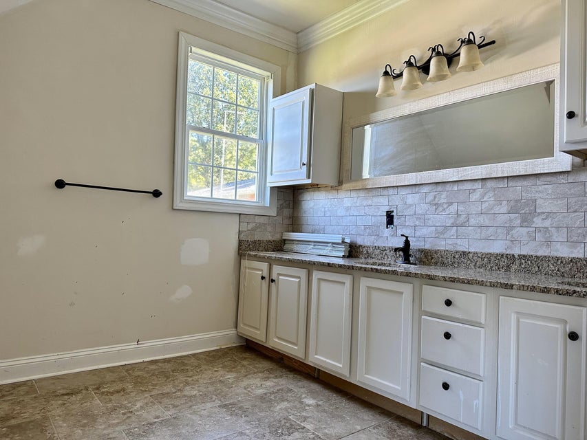 Photo #7: 1404 Van Oaks Drive