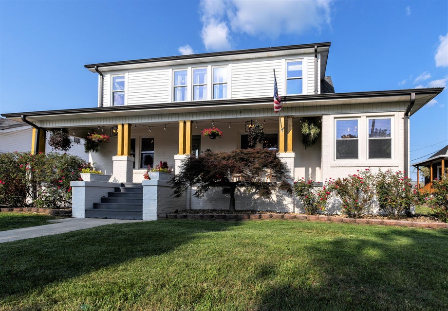 Photo #38: 138 Sevier Avenue