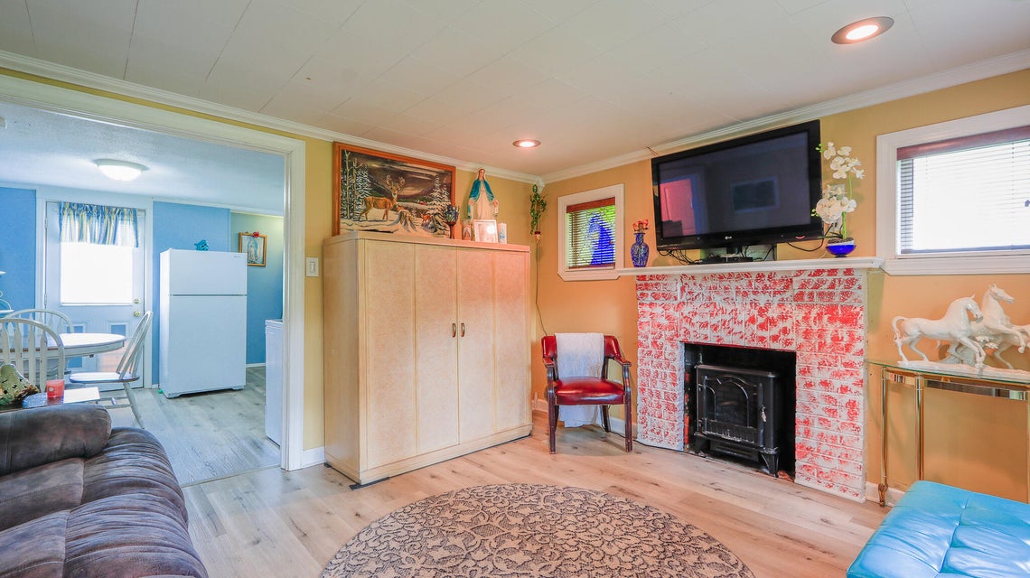 Photo #2: 3420 Thornton Drive