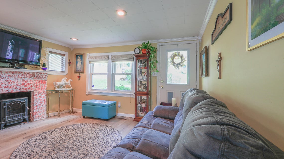 Photo #4: 3420 Thornton Drive