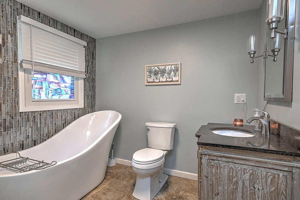 Photo #16: 19144 Woodland Hills Road