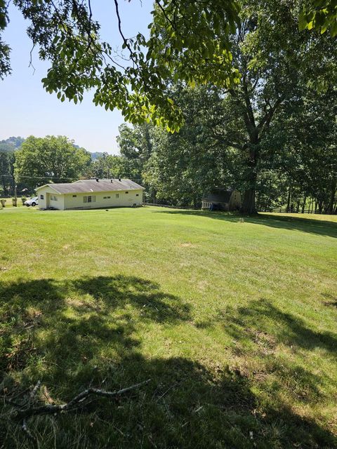Photo #5: 20066 Colonade Drive