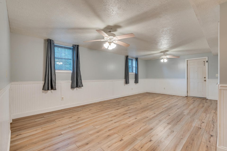 Photo #19: 744 Fleetwood Avenue