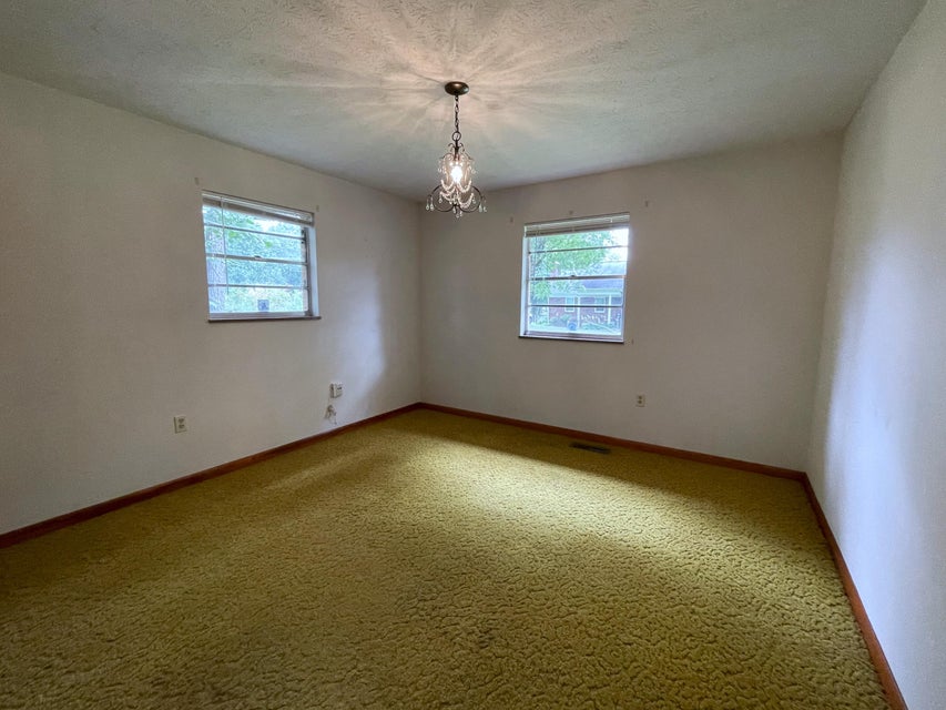 Photo #14: 1466 Green Acres Drive