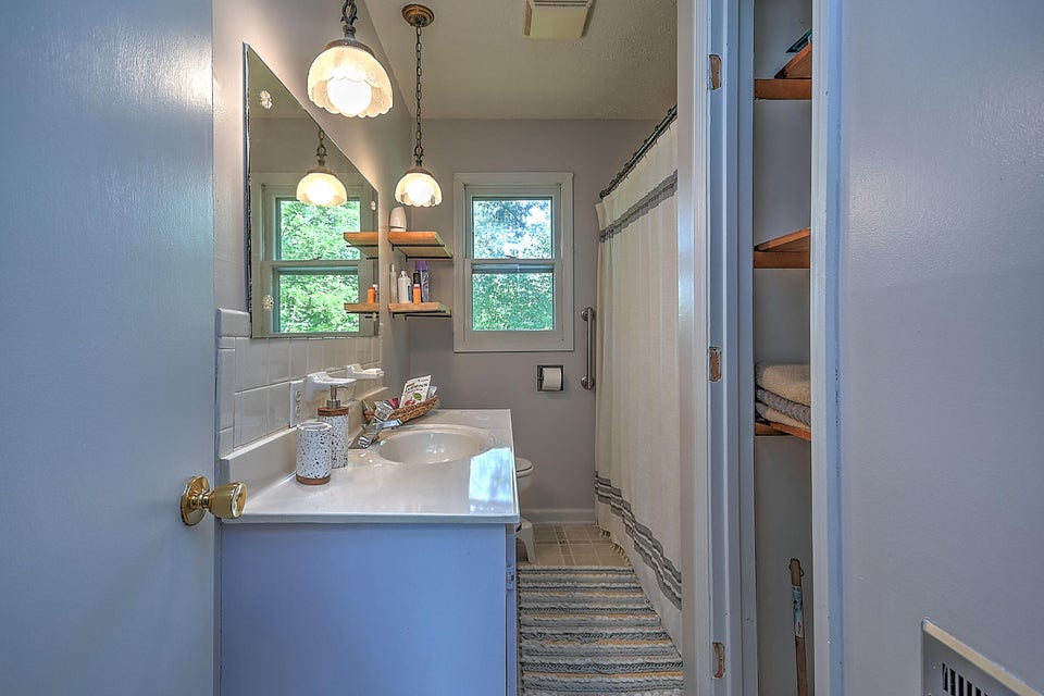 Photo #26: 1506 Stoneybrook Drive