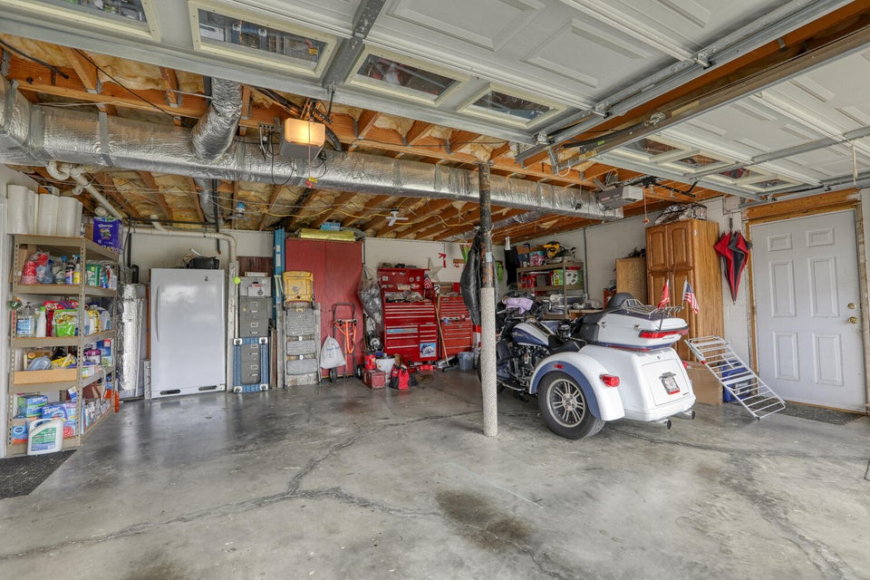 Photo #48: 104 Comanche Way