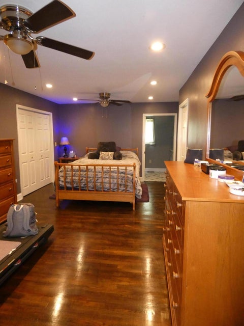 Photo #8: 28330 Lee Highway
