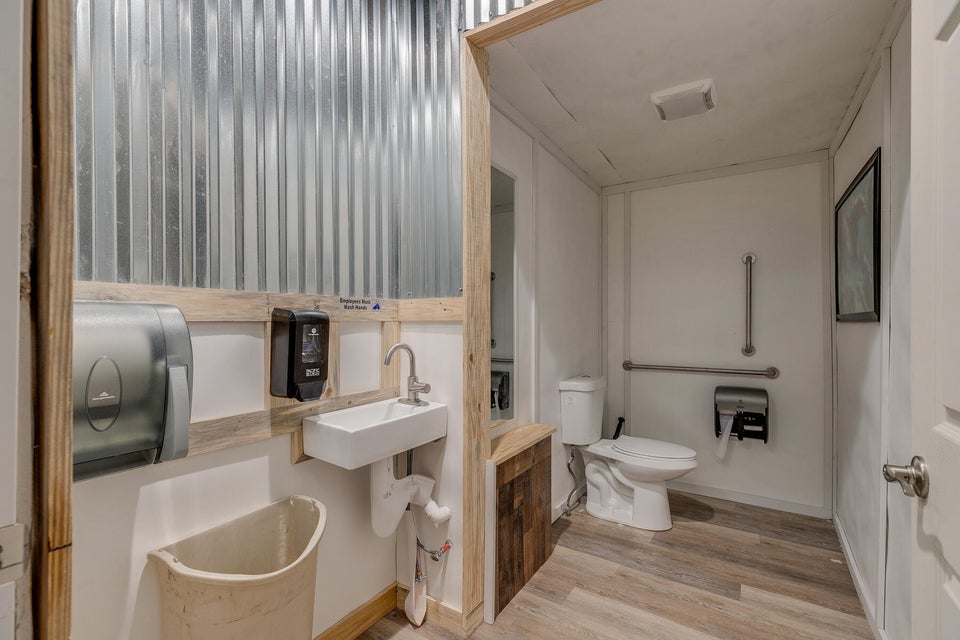 Photo #42: 2000 Stonebrook Place