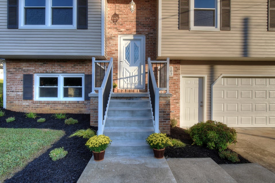 Photo #9: 102 Edgewood Drive