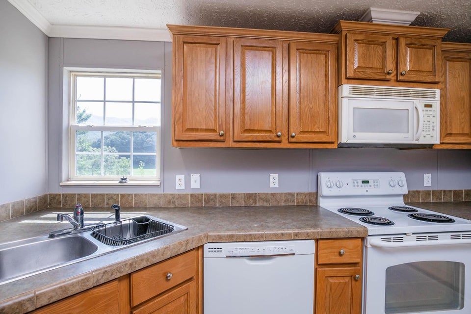 Photo #16: 3386 Cherokee Road