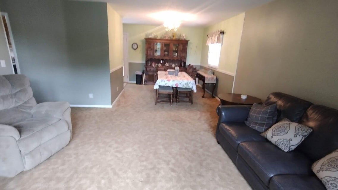 Photo #19: 126 Crockett Court