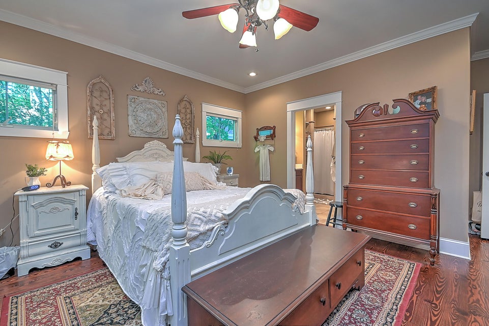 Photo #26: 396 Blount Street