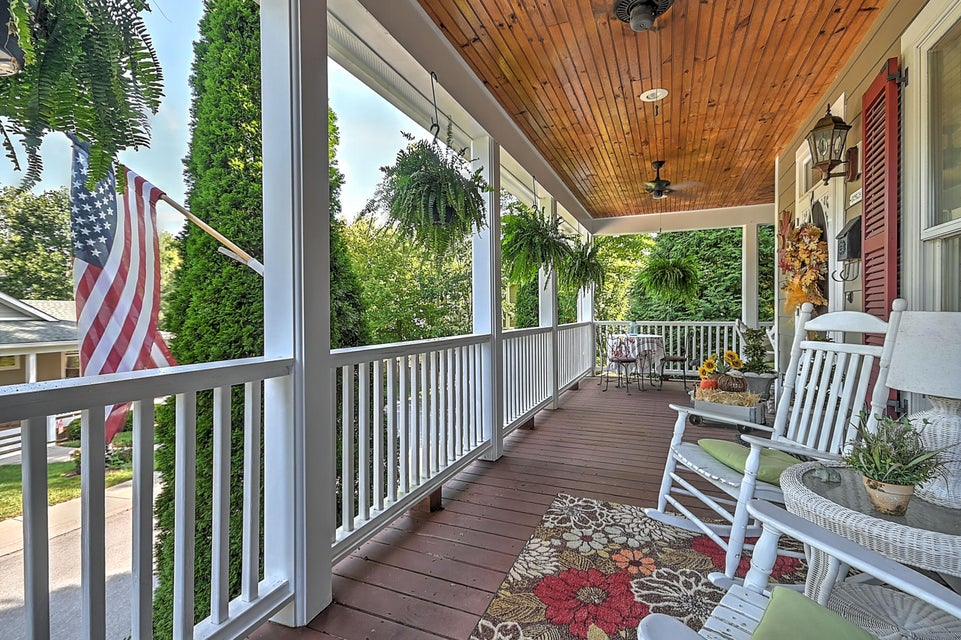 Photo #5: 396 Blount Street