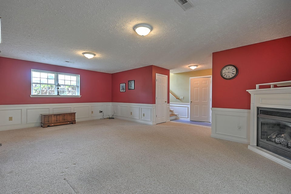 Photo #40: 215 Fox Meadows Drive