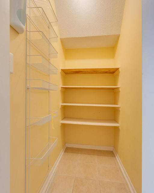 Photo #16: 512 Fleetwood Court
