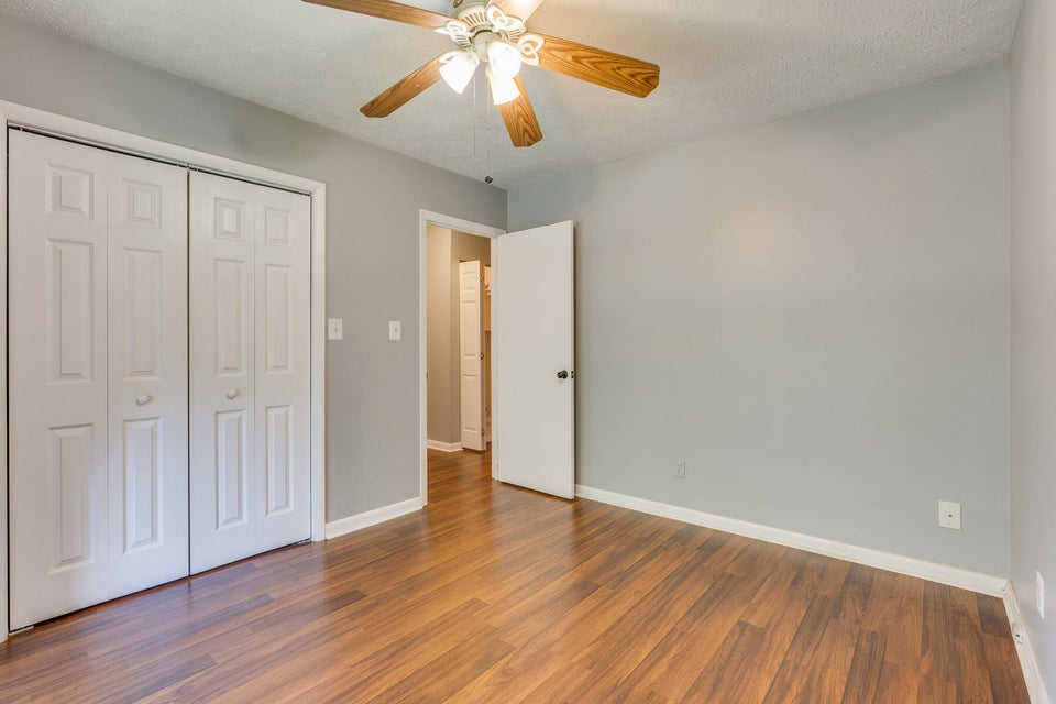 Photo #23: 512 Fleetwood Court