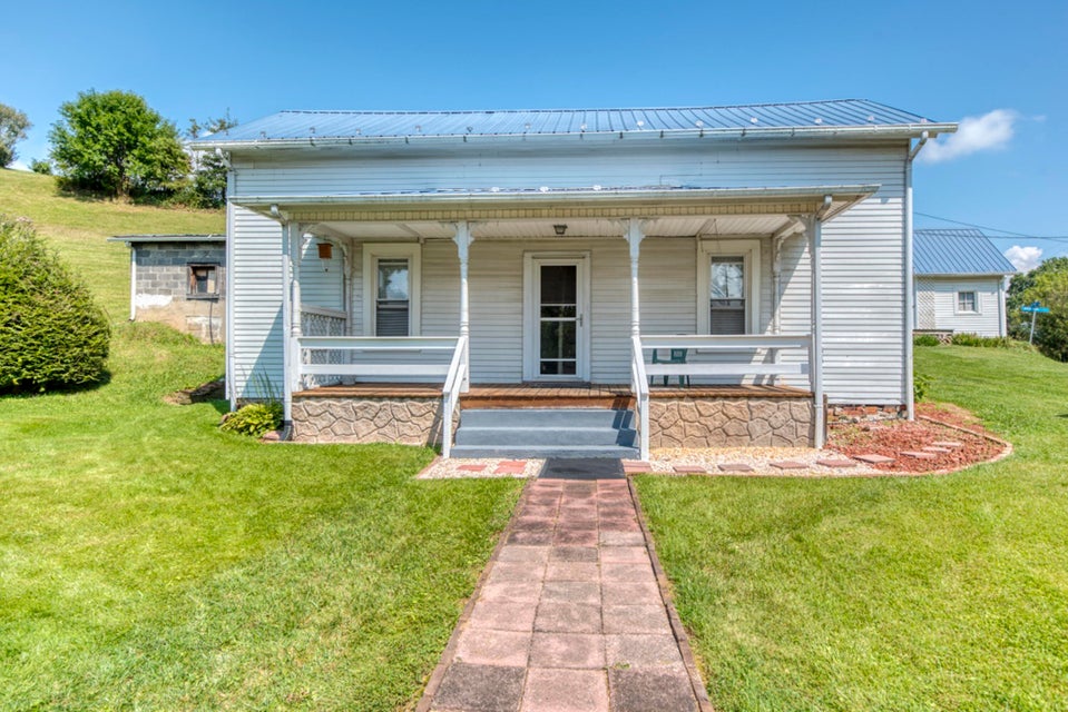 Photo #39: 158 Dutton Road