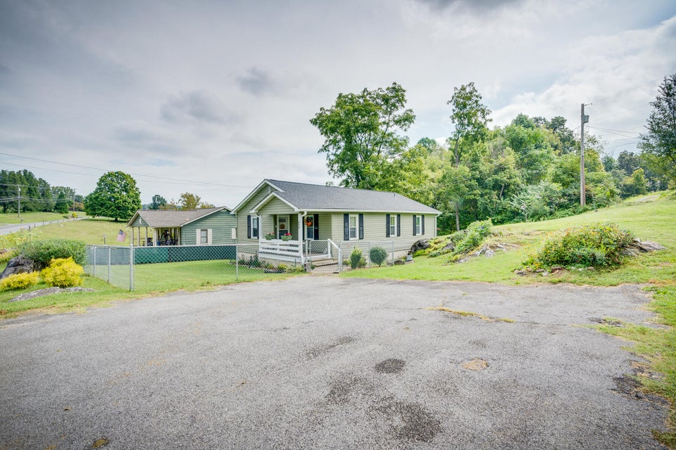 Photo #2: 456 Oak Grove Road