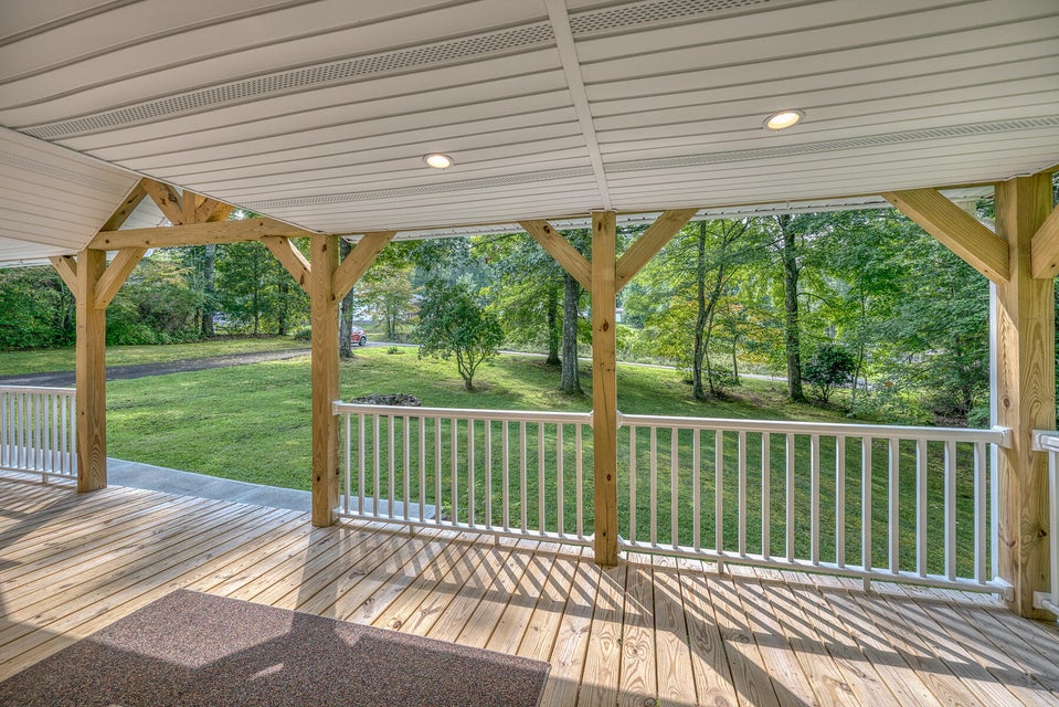 Photo #5: 140 Tanglewood Drive