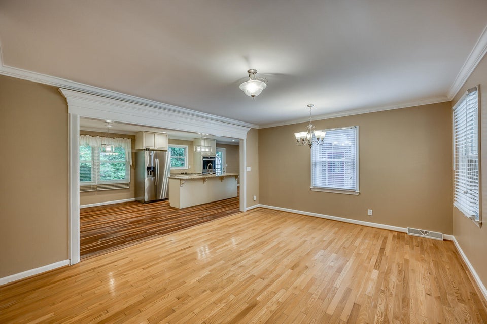 Photo #7: 140 Tanglewood Drive