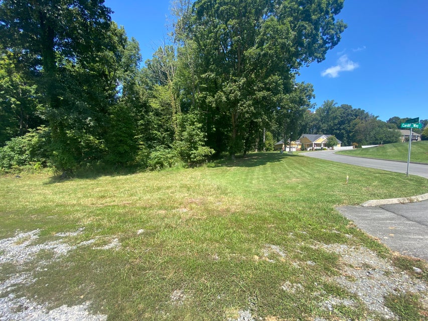 Photo #6: 827 Broadstone Way