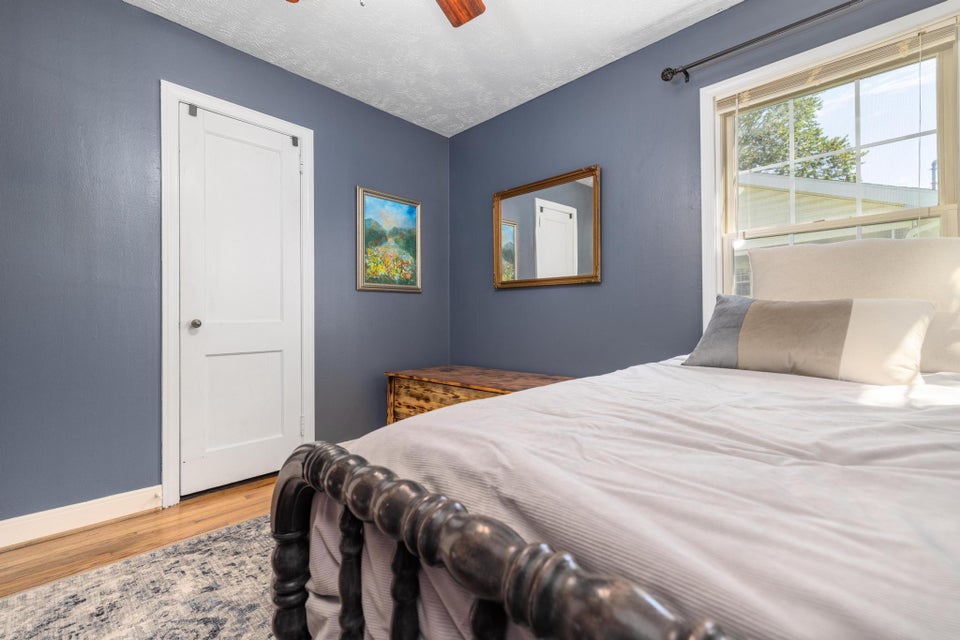 Photo #17: 1107 Lynndale Drive