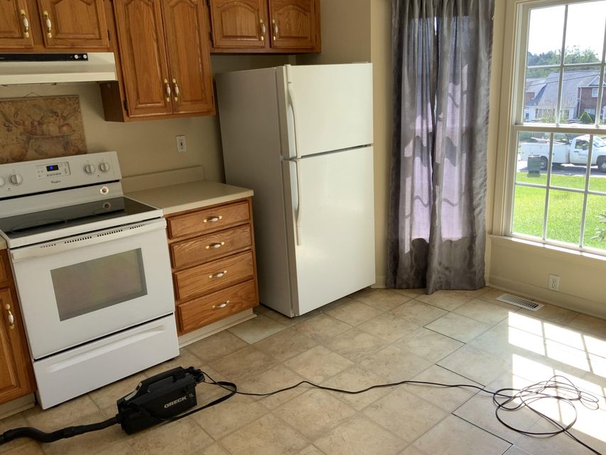 Photo #18: 2166 Valley Drive