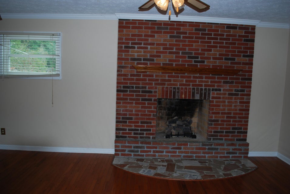 Photo #25: 7004 Amherst Road