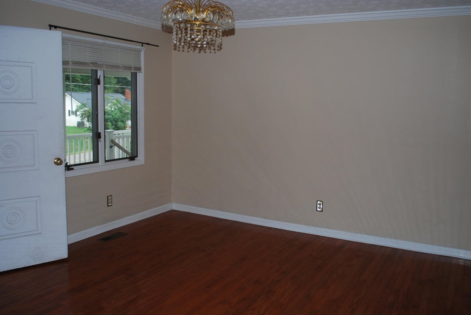 Photo #46: 7004 Amherst Road