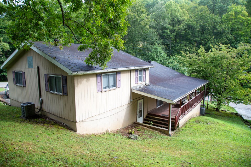Photo #3: 4839 Thackers Branch Road