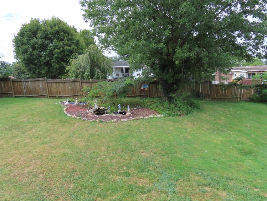 Photo #18: 300 Lynnwood Drive Drive