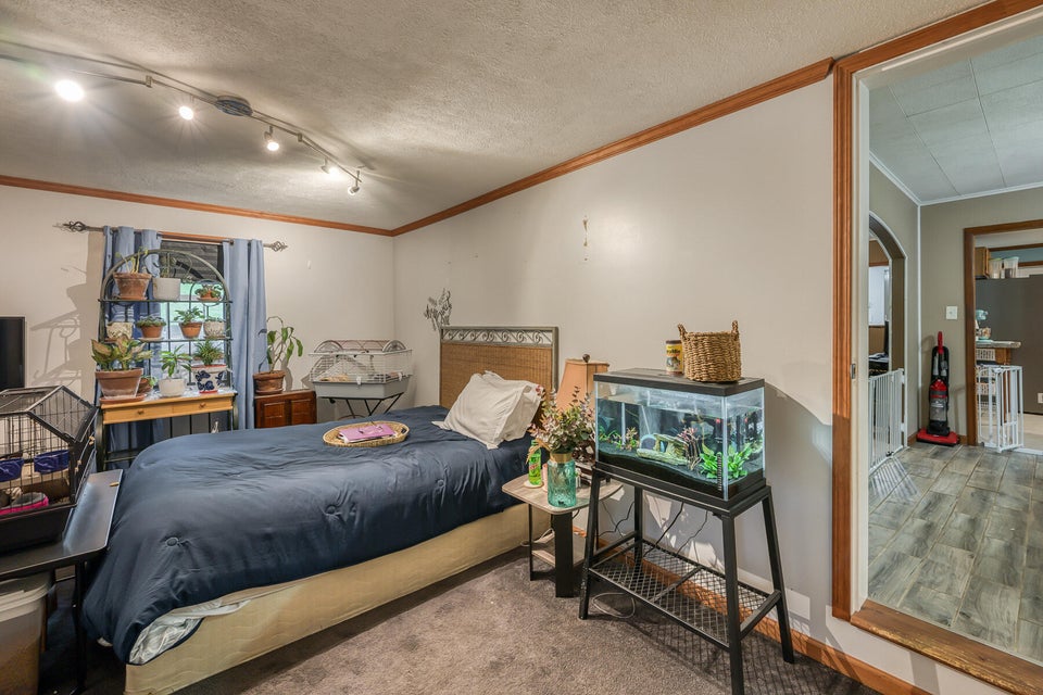 Photo #16: 2637 Anderson Street