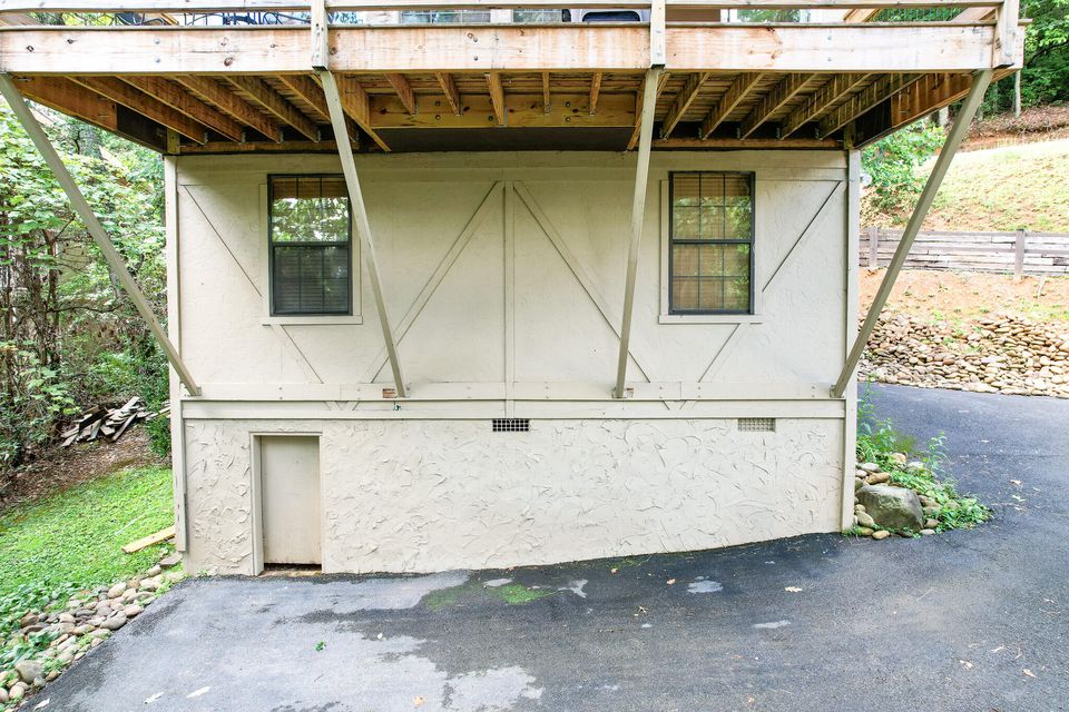 Photo #8: 1433 Arbon Drive