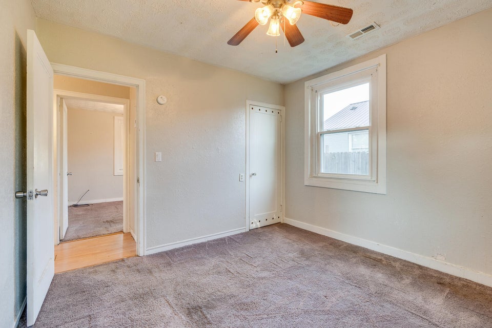 Photo #14: 1573 Carolina Avenue