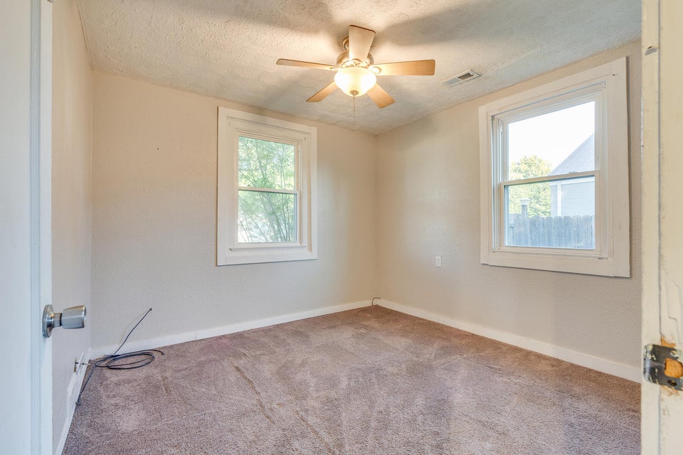 Photo #16: 1573 Carolina Avenue