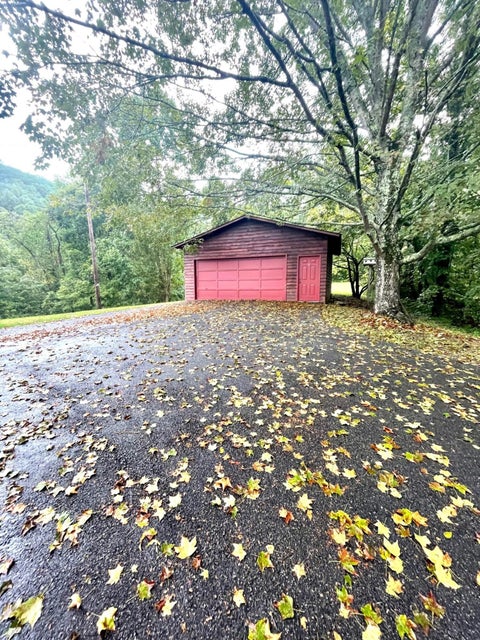 Photo #12: 180 Clyde Williams Avenue