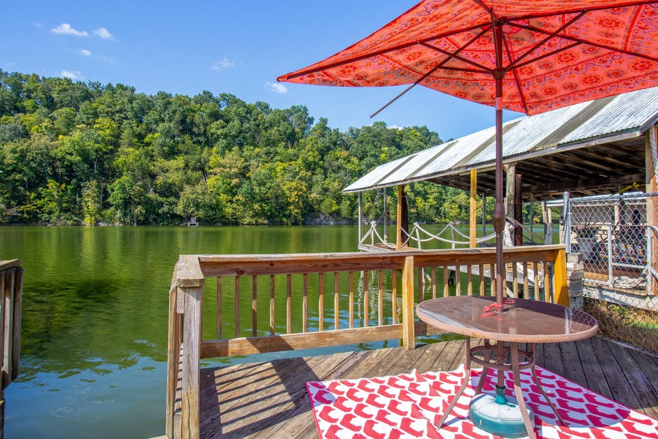 Photo #8: 248 Lakeview Drive