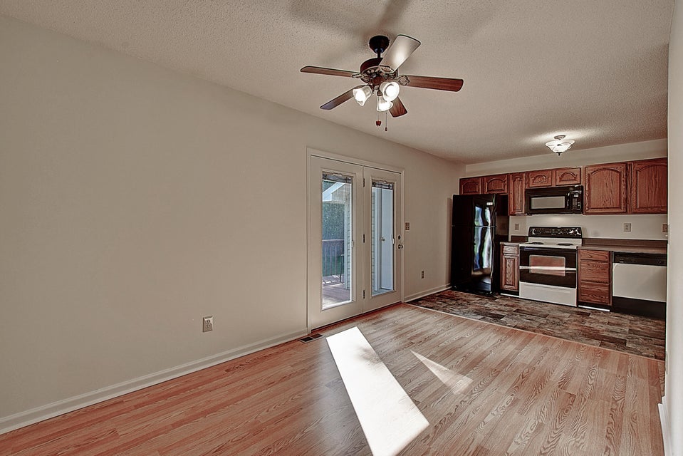 Photo #13: 704 Hickory Street