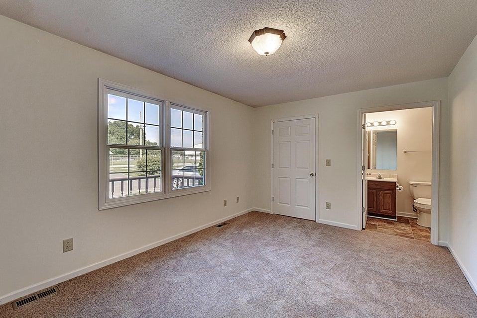 Photo #15: 704 Hickory Street