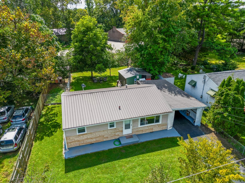 Photo #3: 509 Robinson Drive
