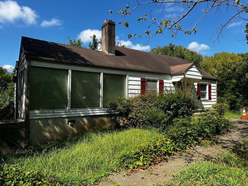 Photo #9: 1521 Riverside Road